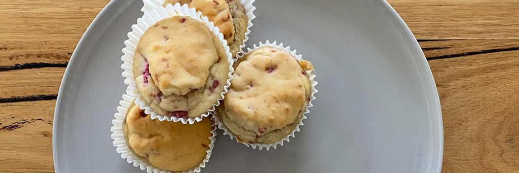 Jaq's Snaqs: be. Vanilla Collagen Raspberry Muffins